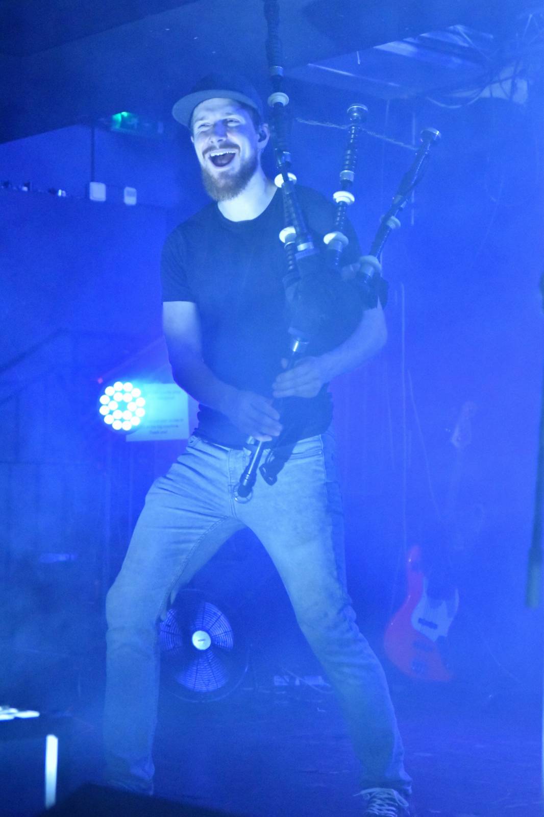 Adys do Rock Café přivezli Poslední kapku romantiky, Curlies Sousedku  