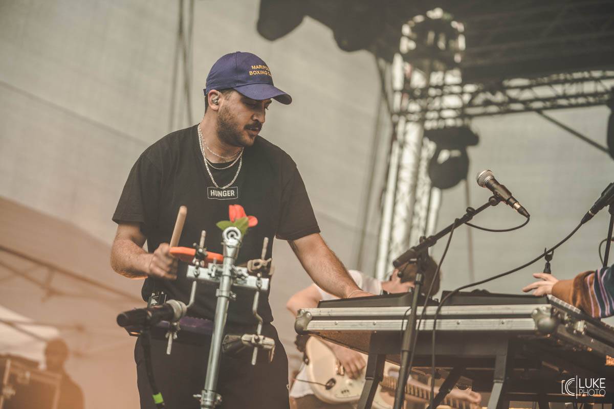 Kanadští Billy Talent zahráli v Brně na Výstavišti. Ani deštěm se fanoušci nenechali odradit