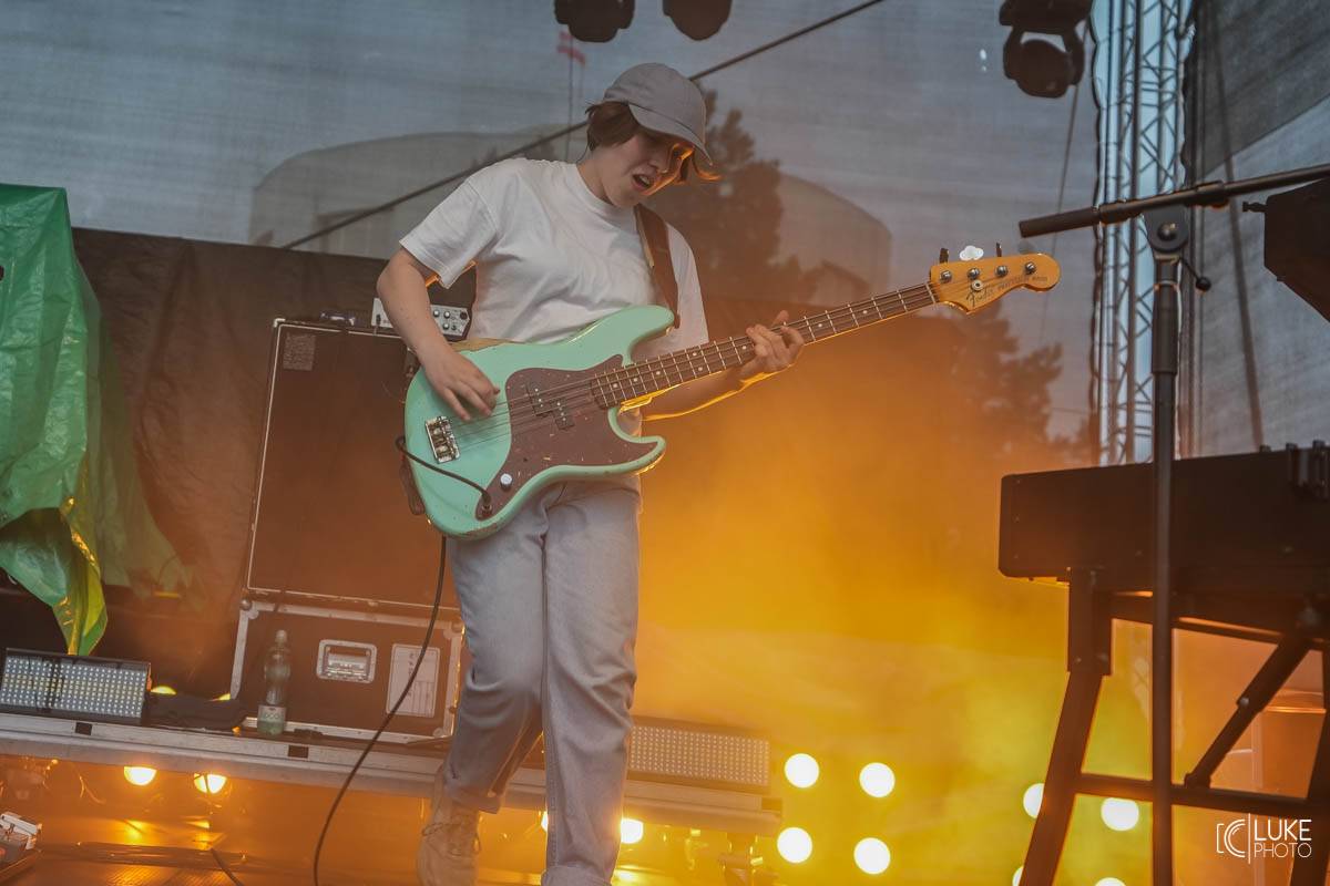 Kanadští Billy Talent zahráli v Brně na Výstavišti. Ani deštěm se fanoušci nenechali odradit