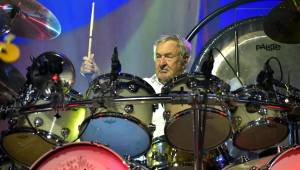 Nick Mason přivezl do Karlína psychedelické začátky Pink Floyd