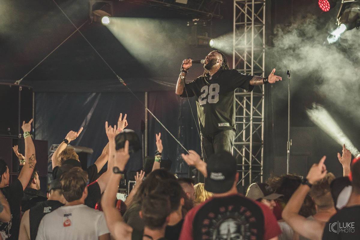 Druhý den Rock For People nabídl Skillet, Royal Blood, Neck Deep i Enter Shikari