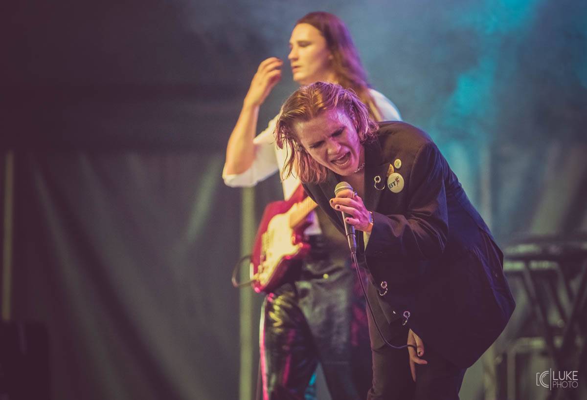 Druhý den Rock For People nabídl Skillet, Royal Blood, Neck Deep i Enter Shikari