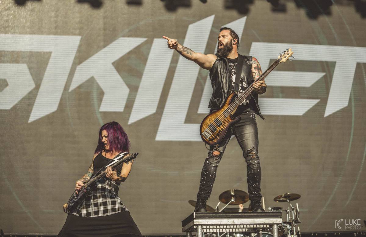 Druhý den Rock For People nabídl Skillet, Royal Blood, Neck Deep i Enter Shikari