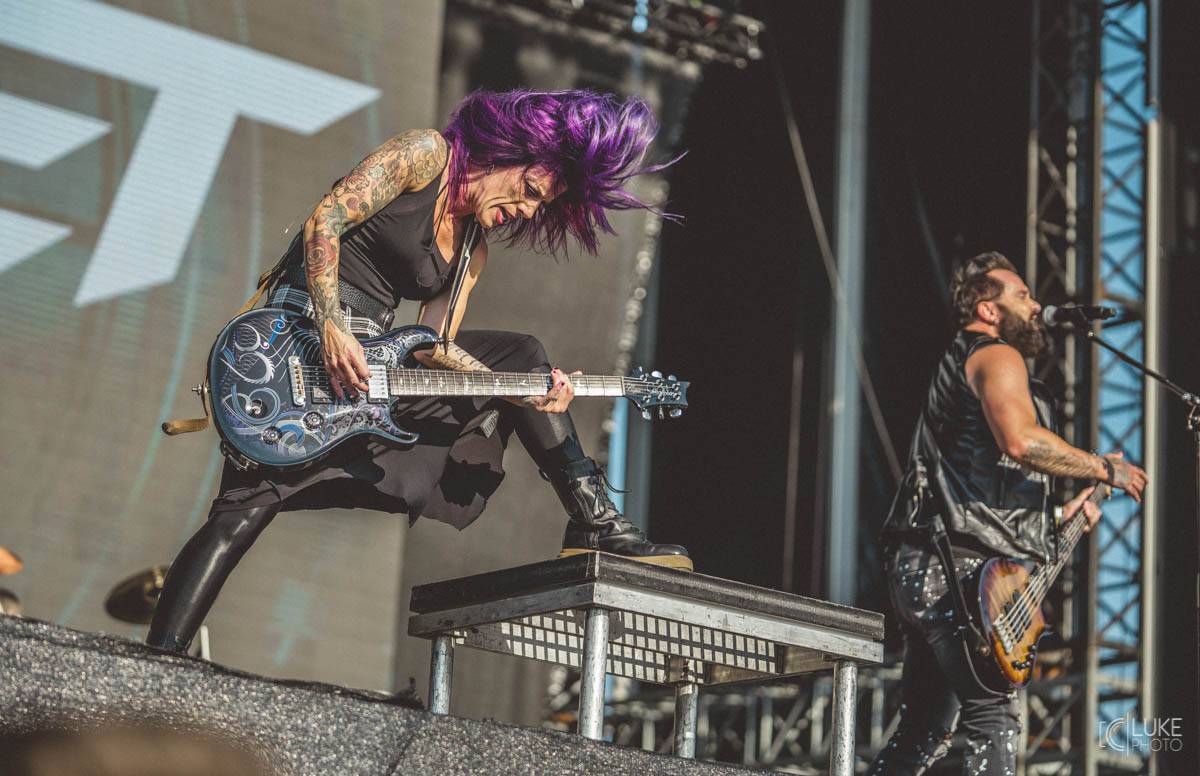 Druhý den Rock For People nabídl Skillet, Royal Blood, Neck Deep i Enter Shikari