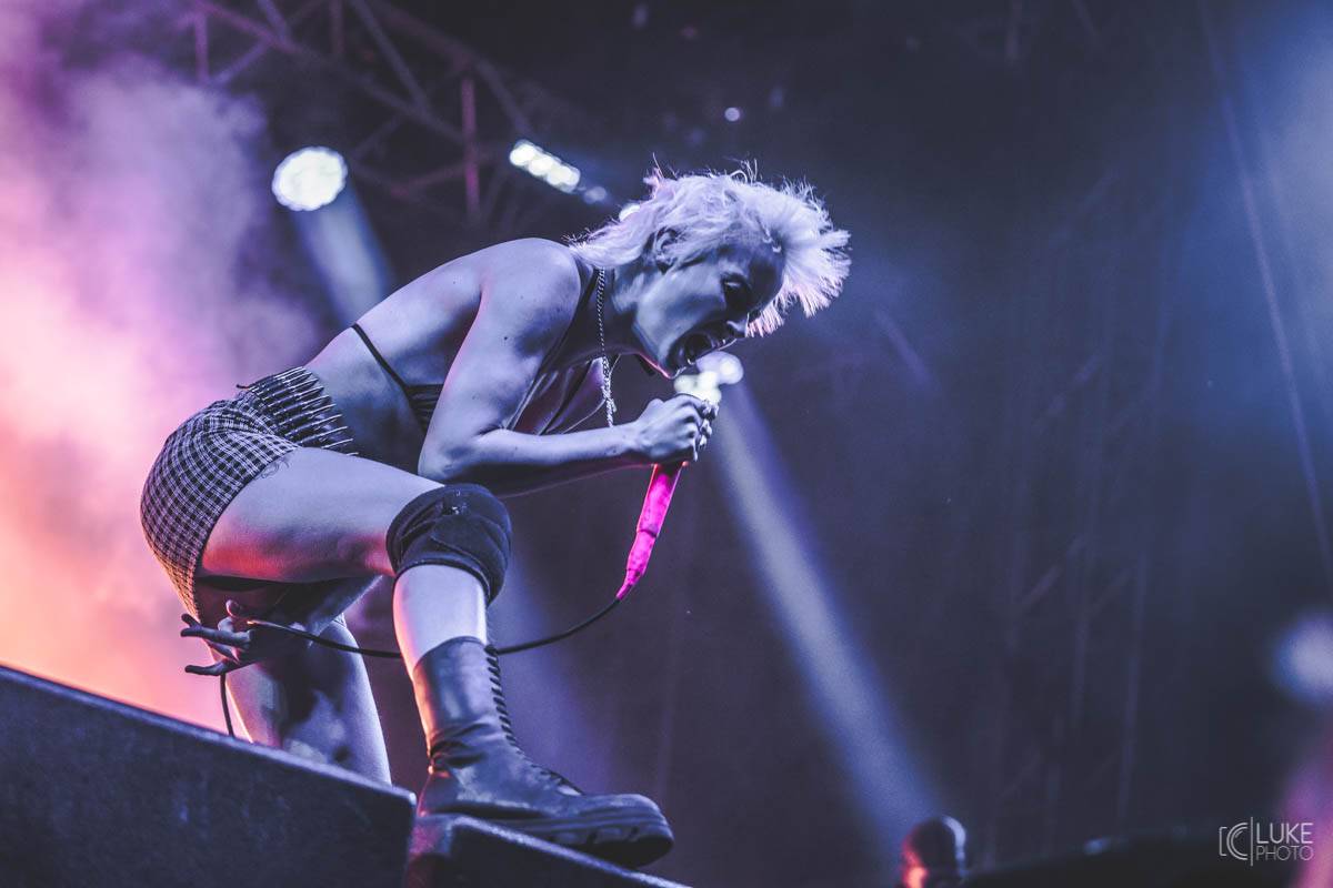 Druhý den Rock For People nabídl Skillet, Royal Blood, Neck Deep i Enter Shikari