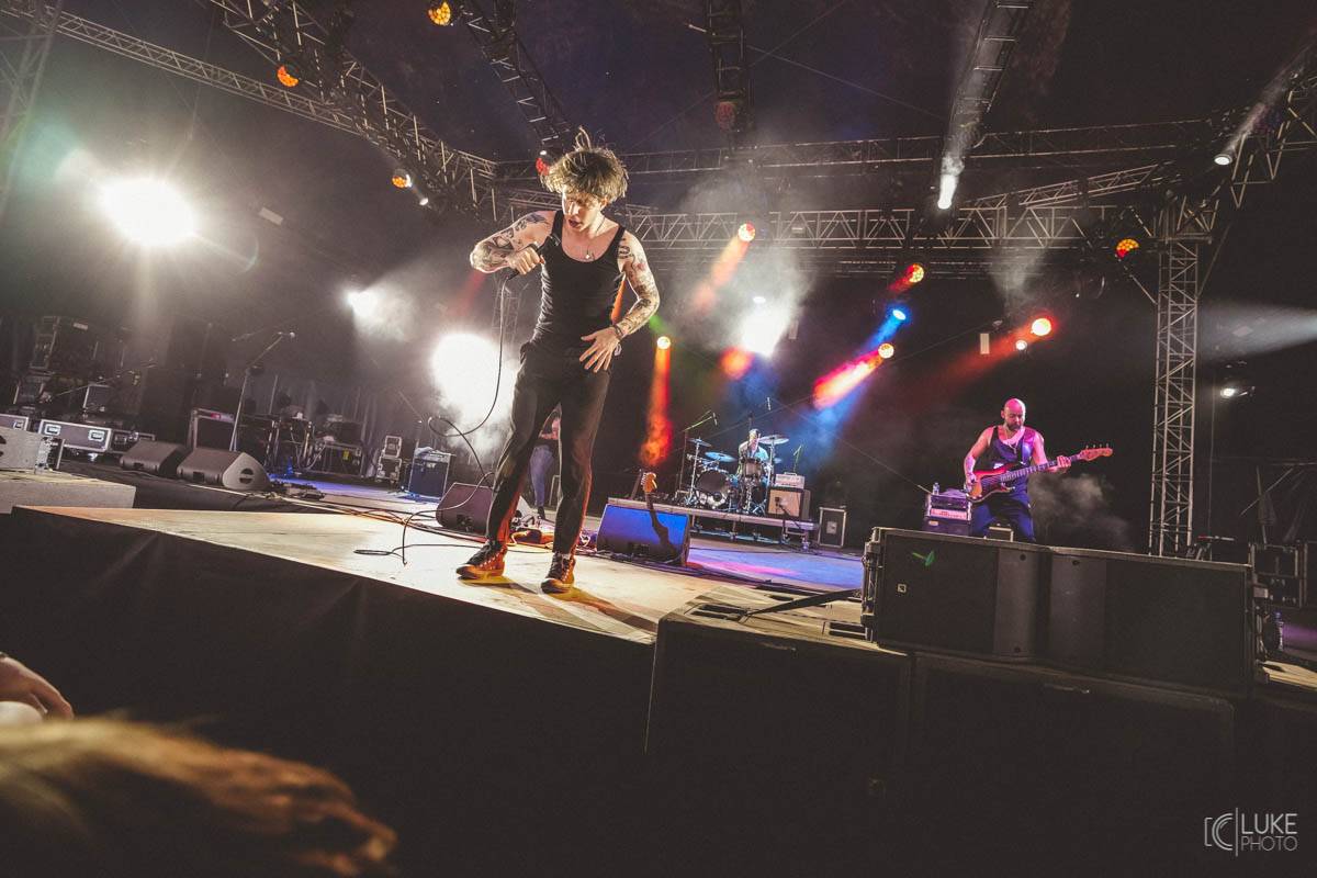 Druhý den Rock For People nabídl Skillet, Royal Blood, Neck Deep i Enter Shikari