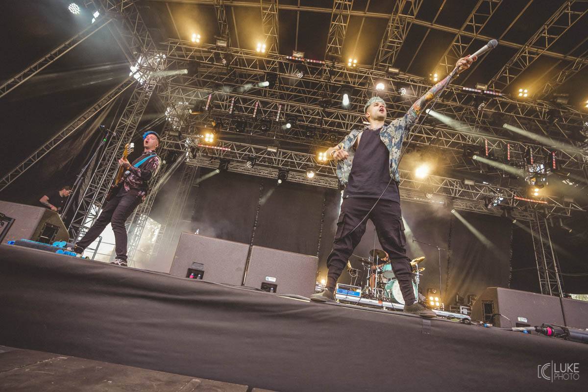 Druhý den Rock For People nabídl Skillet, Royal Blood, Neck Deep i Enter Shikari