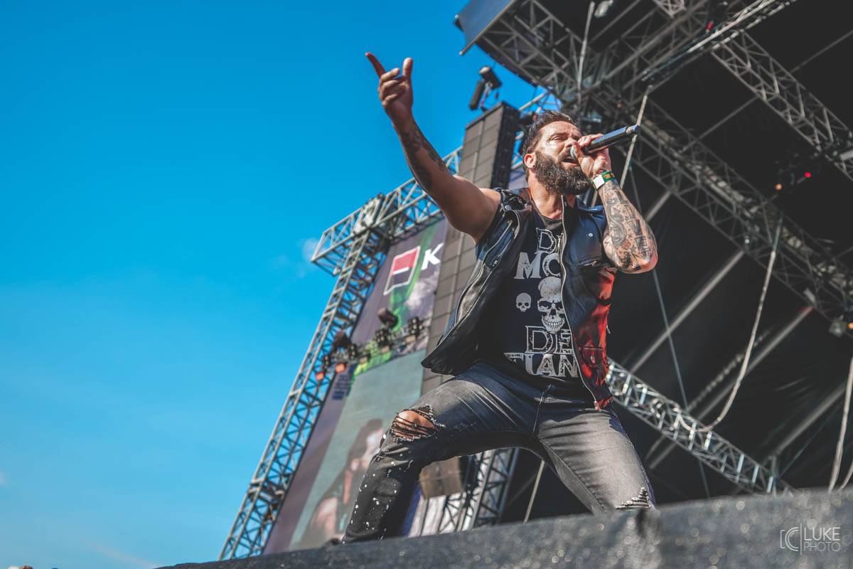 Druhý den Rock For People nabídl Skillet, Royal Blood, Neck Deep i Enter Shikari