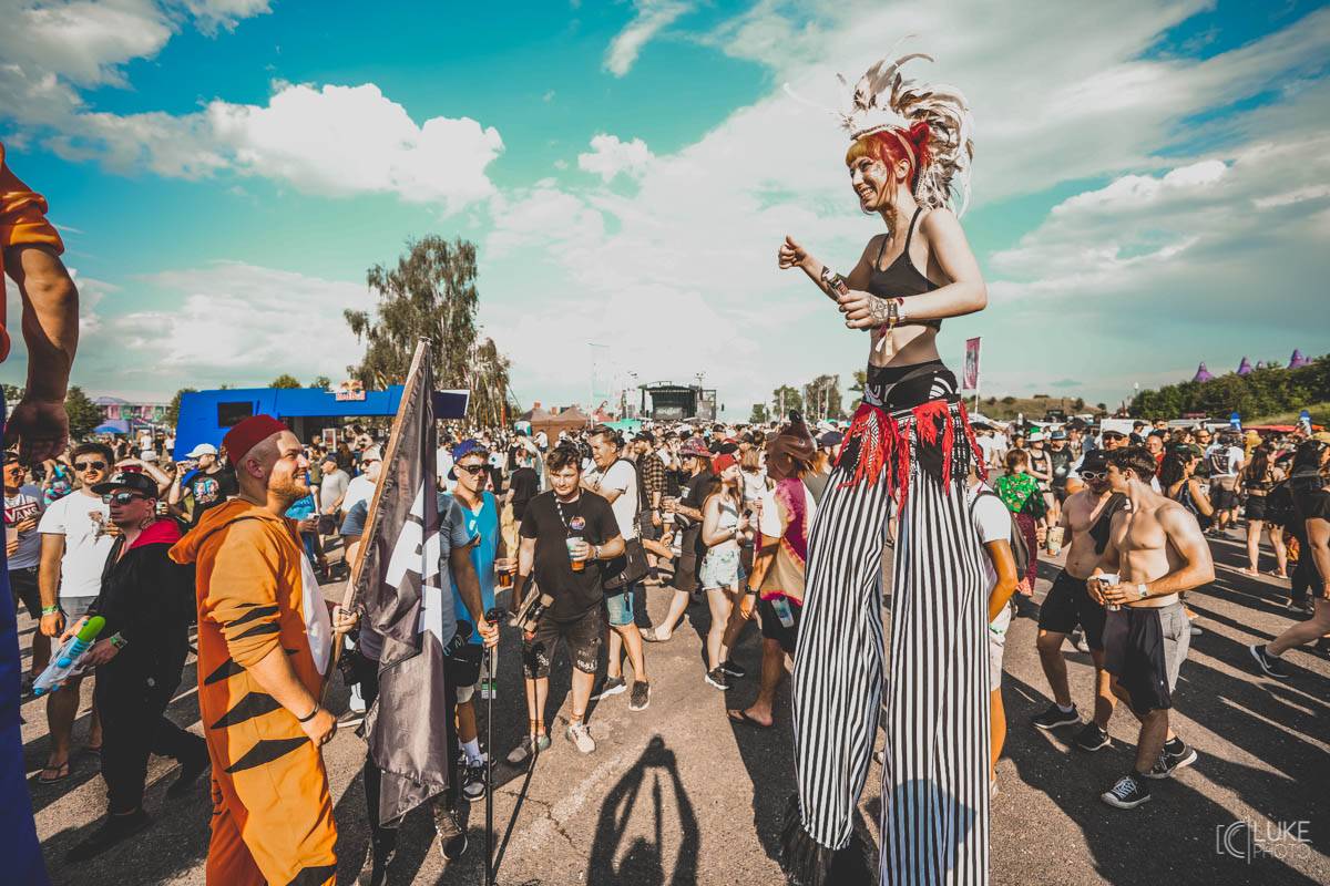 Druhý den Rock For People nabídl Skillet, Royal Blood, Neck Deep i Enter Shikari