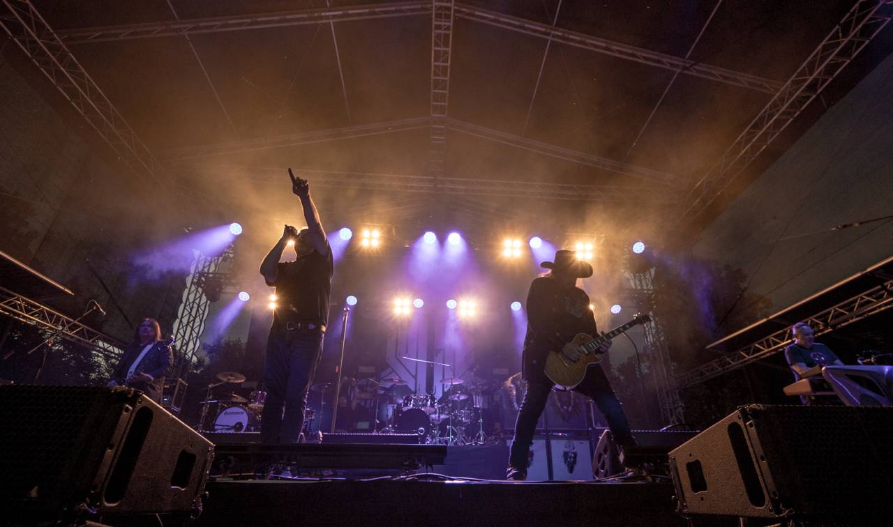 Lucie zas chtěla, do Plzně přivezla největší hity i ukrajinskou zpěvačku