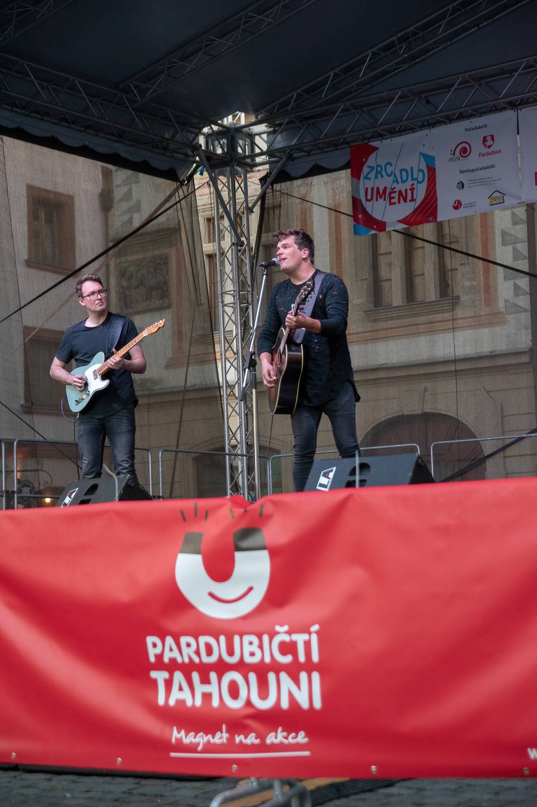 Julian Záhorovský a Kevin byli hvězdami pardubického Zrcadla umění