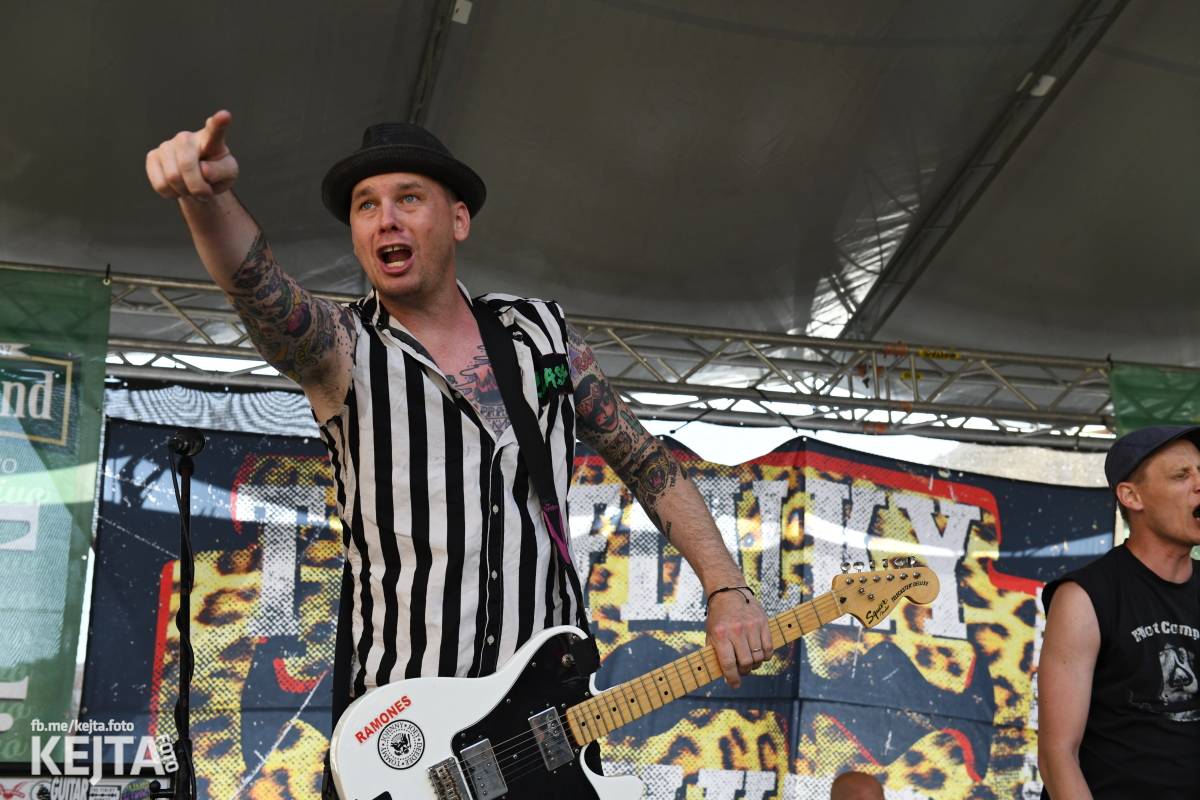 Punk Rock for Ferdinand: nejen dospěláci pařili na RV-4, The Fialky nebo !V.V.Ú.