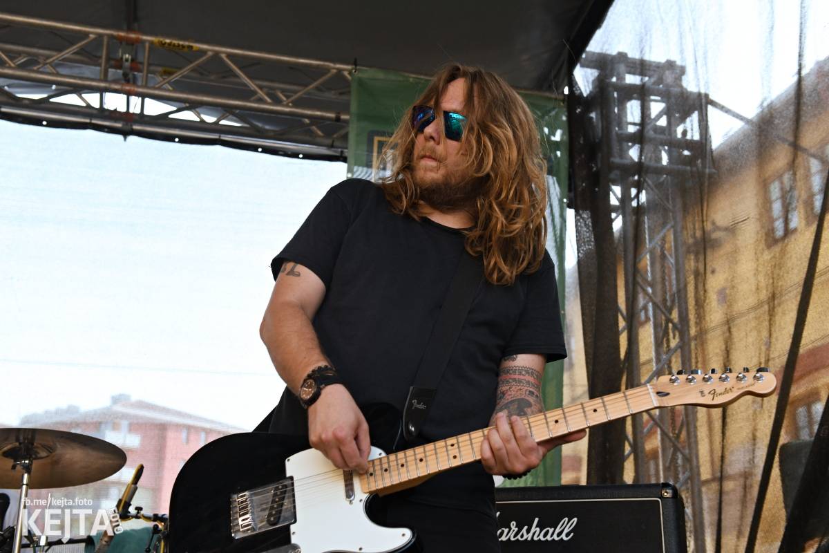 Punk Rock for Ferdinand: nejen dospěláci pařili na RV-4, The Fialky nebo !V.V.Ú.