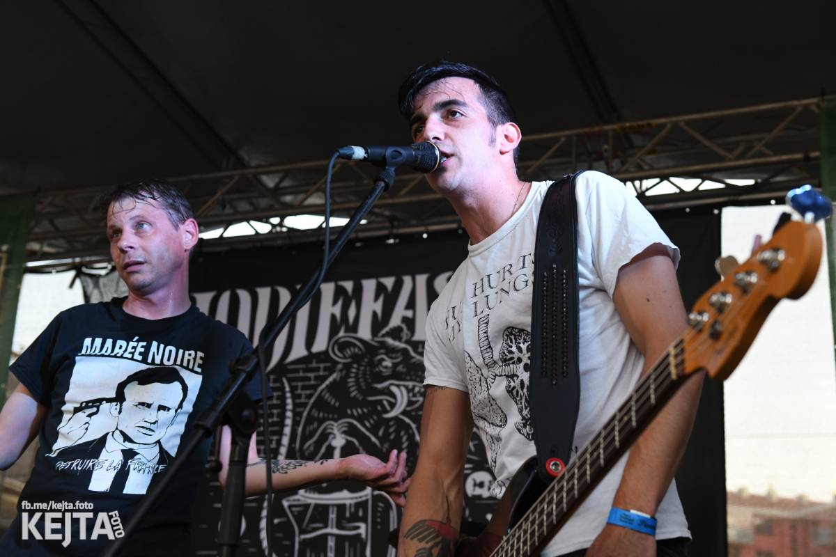 Punk Rock for Ferdinand: nejen dospěláci pařili na RV-4, The Fialky nebo !V.V.Ú.