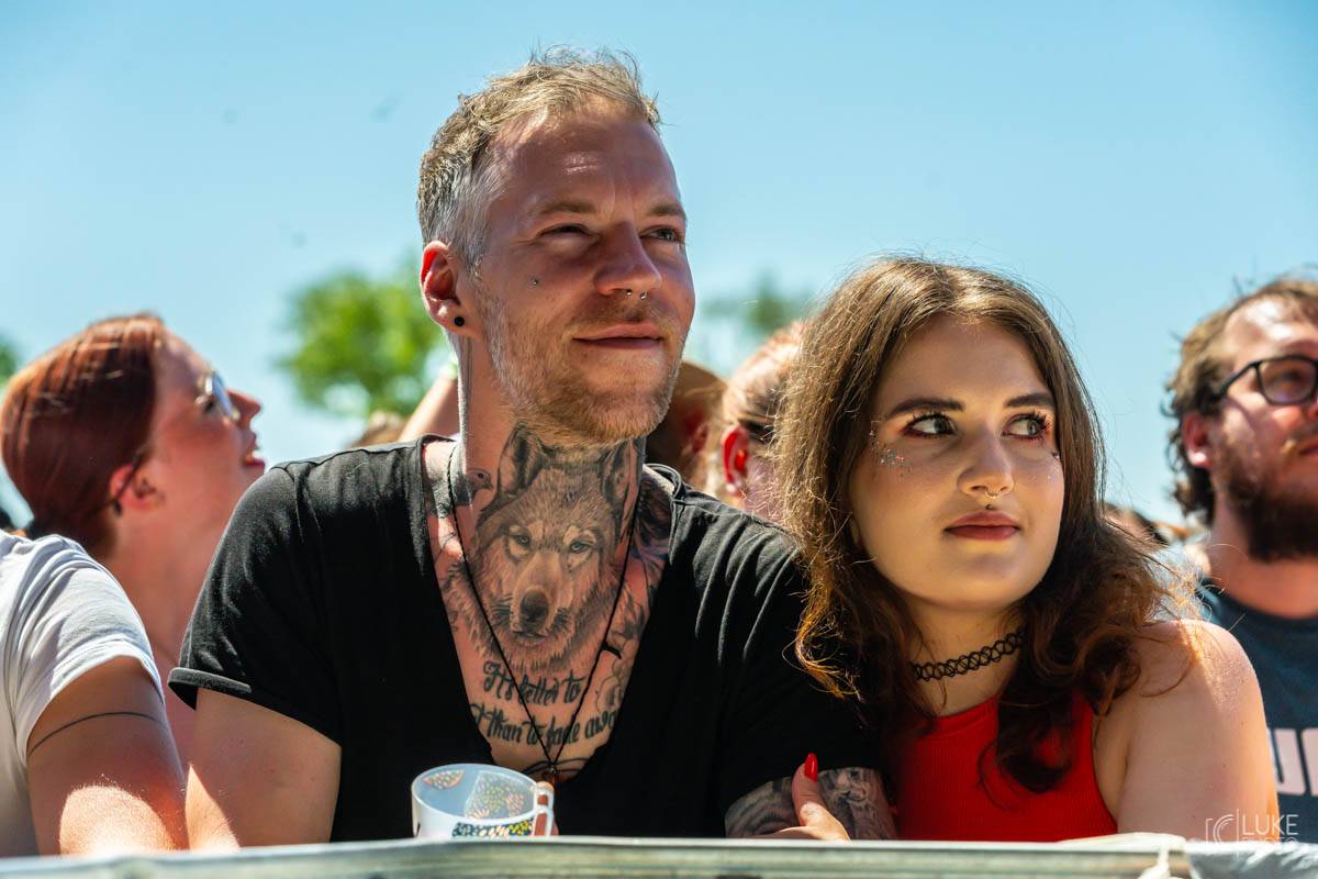 Závěrečný den Rock For People patřil Green Day, Sum 41 a Weezer, bavila i Vypsaná fiXa