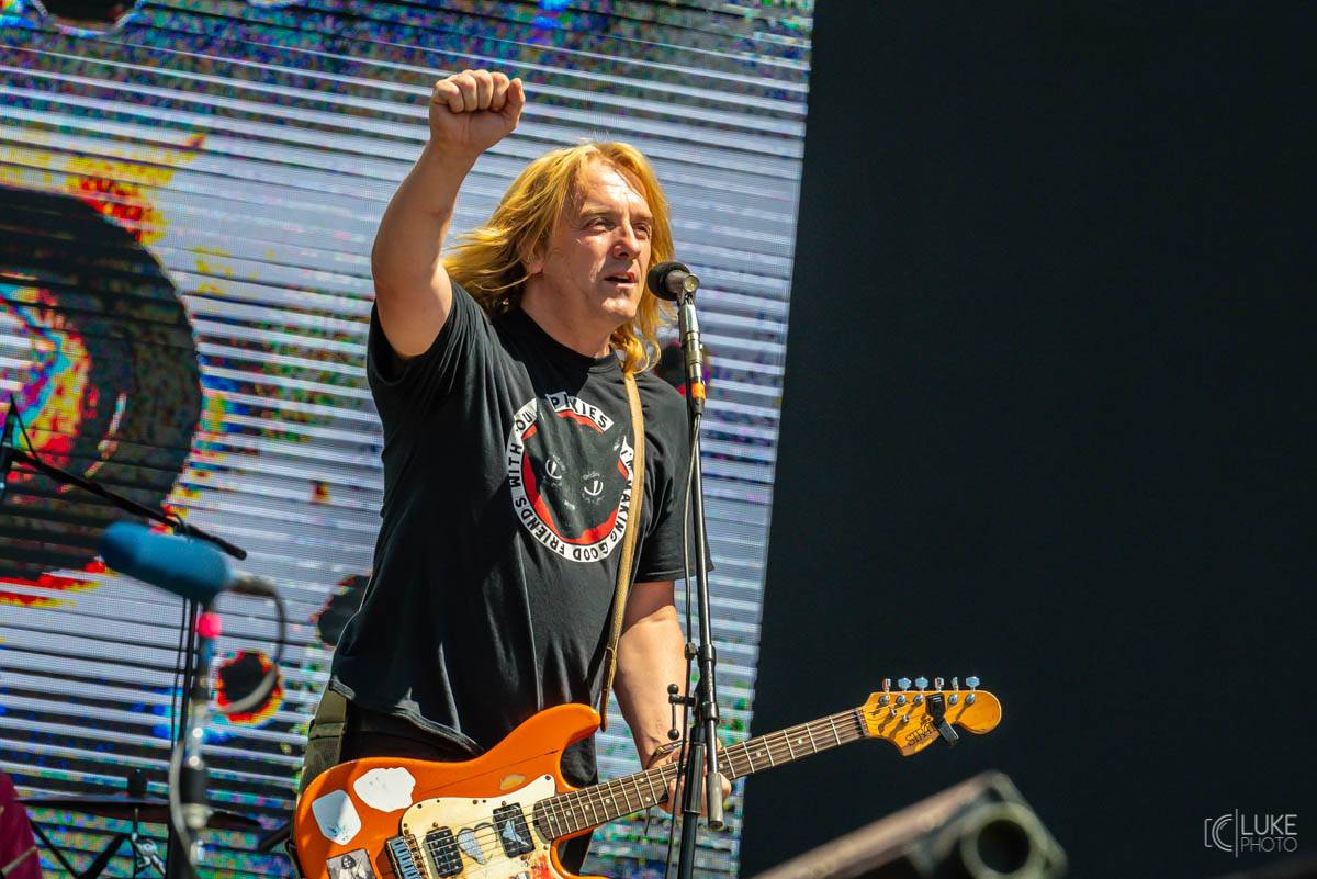 Závěrečný den Rock For People patřil Green Day, Sum 41 a Weezer, bavila i Vypsaná fiXa