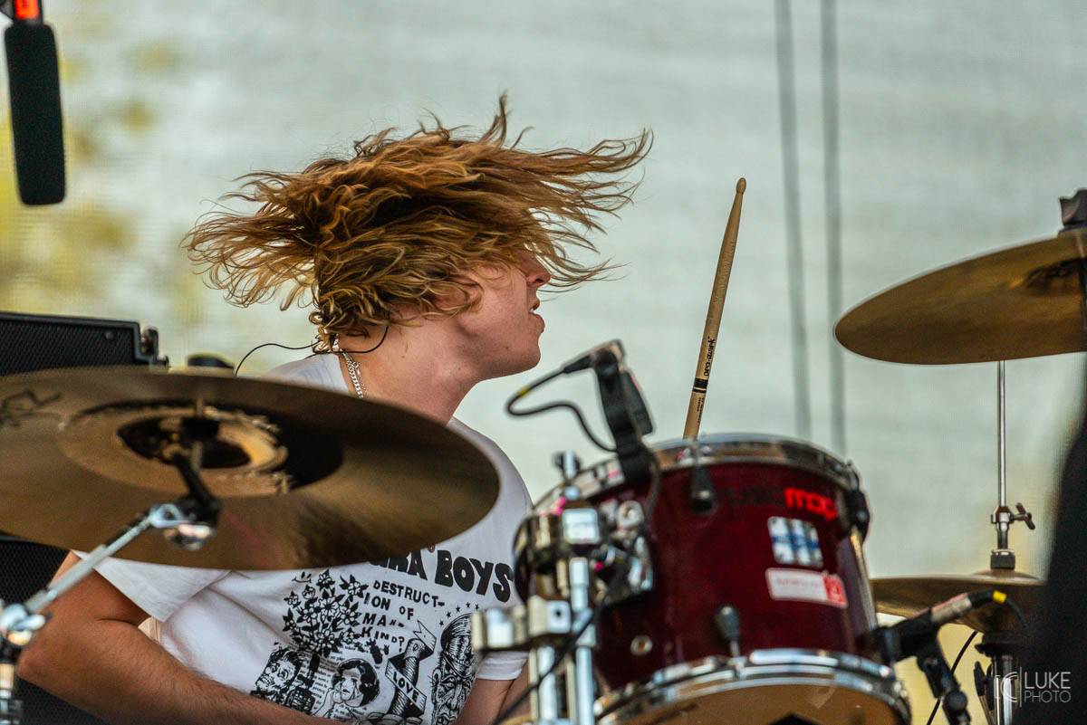 Závěrečný den Rock For People patřil Green Day, Sum 41 a Weezer, bavila i Vypsaná fiXa