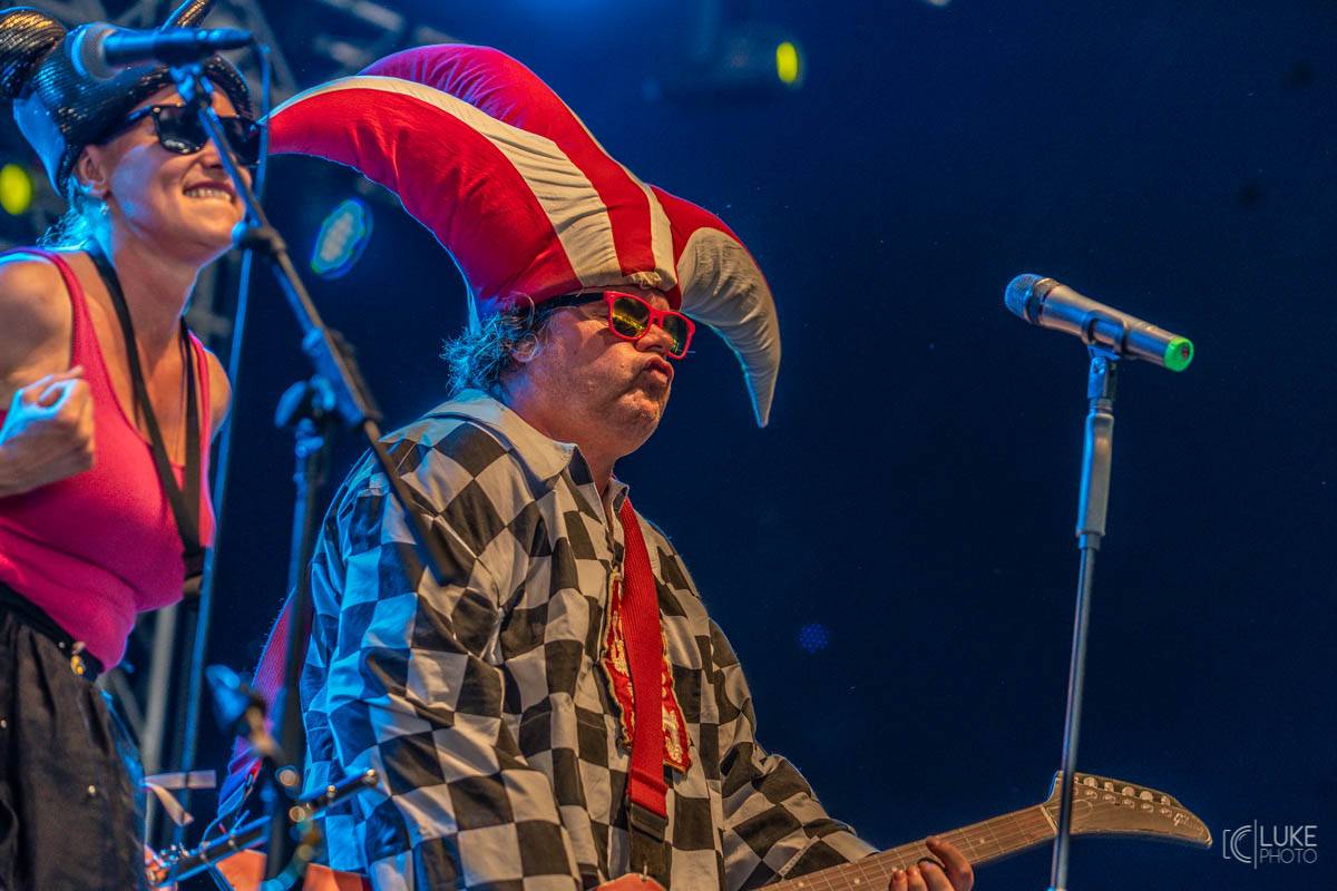 Závěrečný den Rock For People patřil Green Day, Sum 41 a Weezer, bavila i Vypsaná fiXa