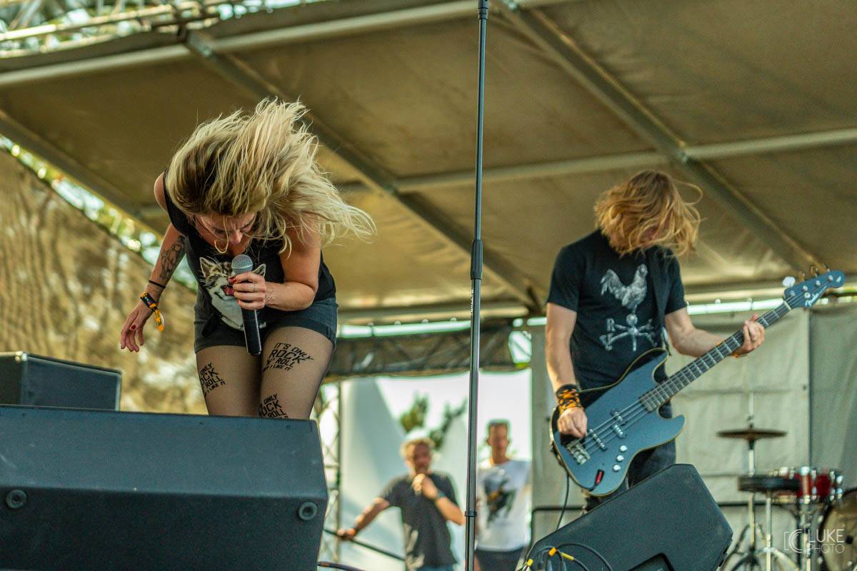 Závěrečný den Rock For People patřil Green Day, Sum 41 a Weezer, bavila i Vypsaná fiXa