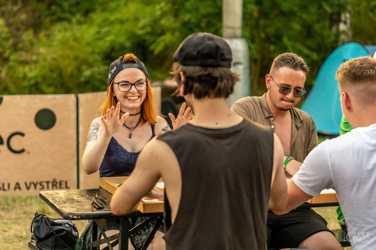 Závěrečný den Rock For People patřil Green Day, Sum 41 a Weezer, bavila i Vypsaná fiXa