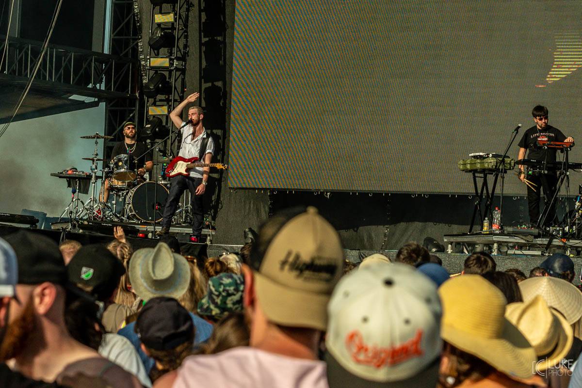 Závěrečný den Rock For People patřil Green Day, Sum 41 a Weezer, bavila i Vypsaná fiXa