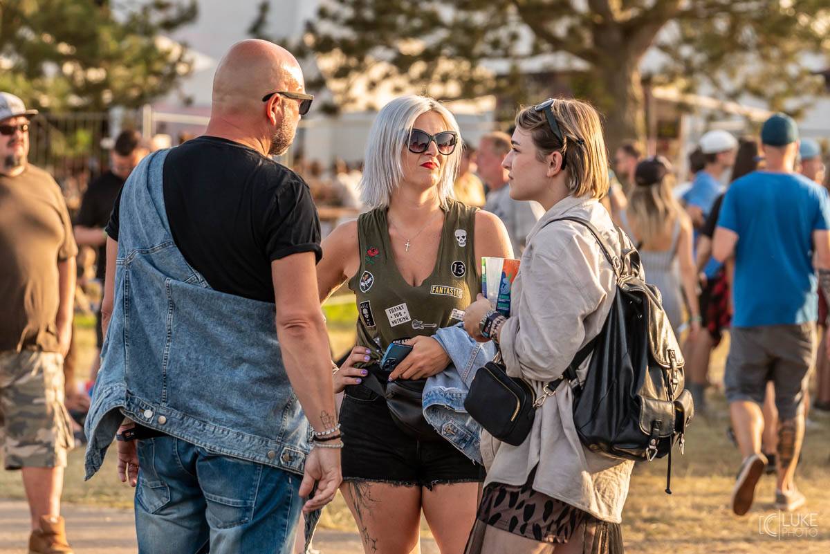 Závěrečný den Rock For People patřil Green Day, Sum 41 a Weezer, bavila i Vypsaná fiXa