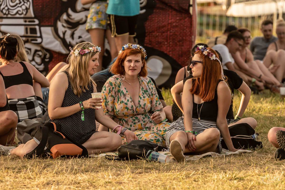 Závěrečný den Rock For People patřil Green Day, Sum 41 a Weezer, bavila i Vypsaná fiXa