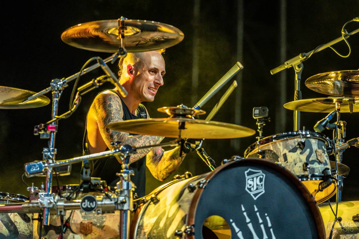 Závěrečný den Rock For People patřil Green Day, Sum 41 a Weezer, bavila i Vypsaná fiXa