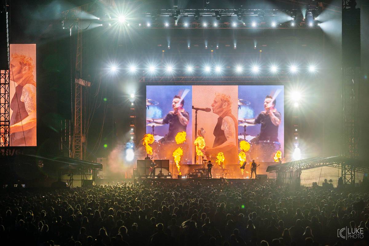 Závěrečný den Rock For People patřil Green Day, Sum 41 a Weezer, bavila i Vypsaná fiXa