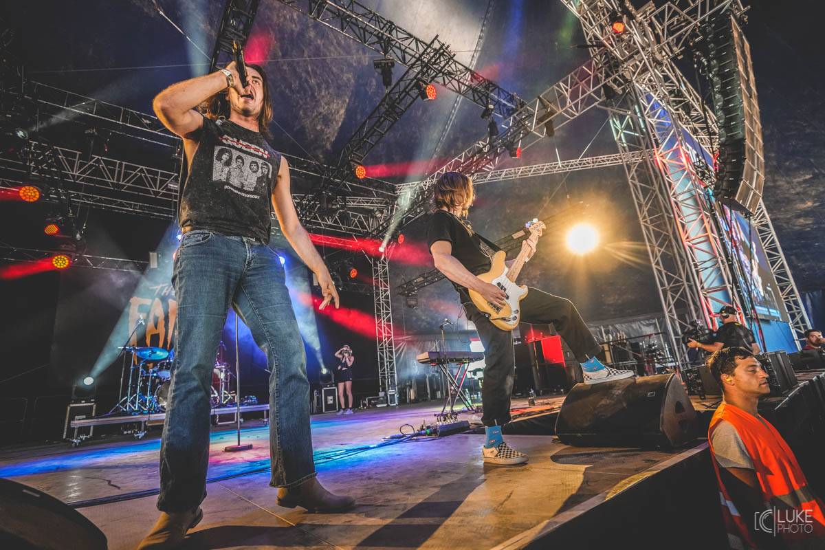 Závěrečný den Rock For People patřil Green Day, Sum 41 a Weezer, bavila i Vypsaná fiXa