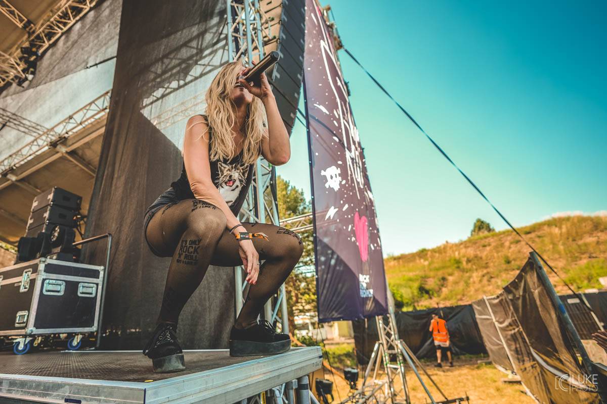 Závěrečný den Rock For People patřil Green Day, Sum 41 a Weezer, bavila i Vypsaná fiXa