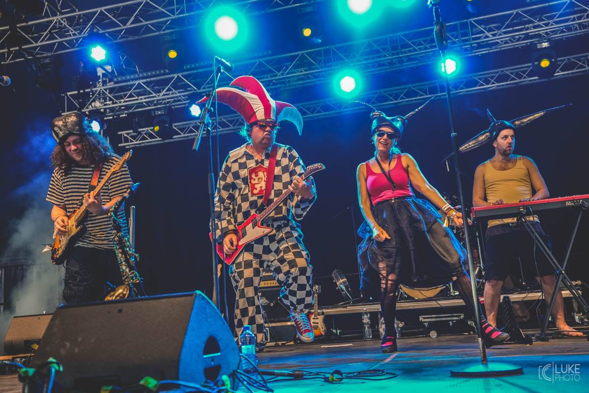 Závěrečný den Rock For People patřil Green Day, Sum 41 a Weezer, bavila i Vypsaná fiXa