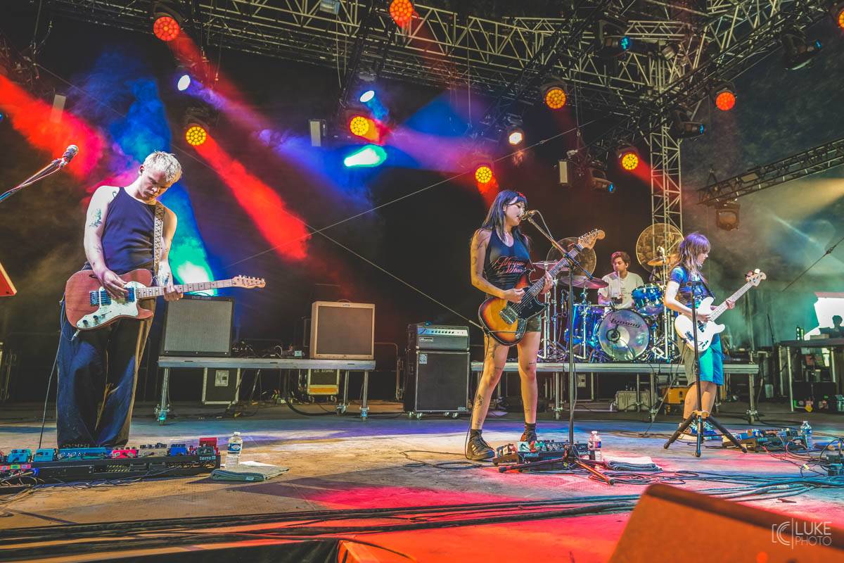 Závěrečný den Rock For People patřil Green Day, Sum 41 a Weezer, bavila i Vypsaná fiXa