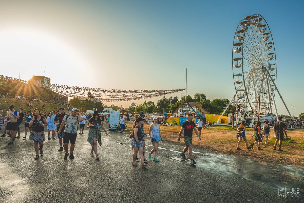 Závěrečný den Rock For People patřil Green Day, Sum 41 a Weezer, bavila i Vypsaná fiXa