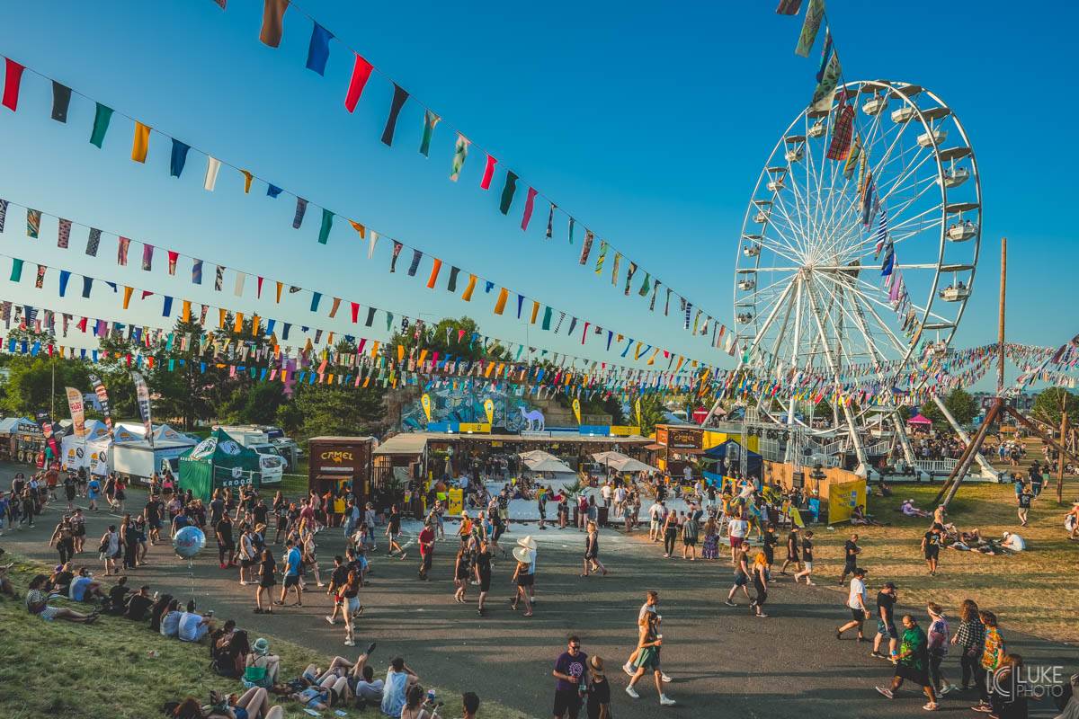 Závěrečný den Rock For People patřil Green Day, Sum 41 a Weezer, bavila i Vypsaná fiXa