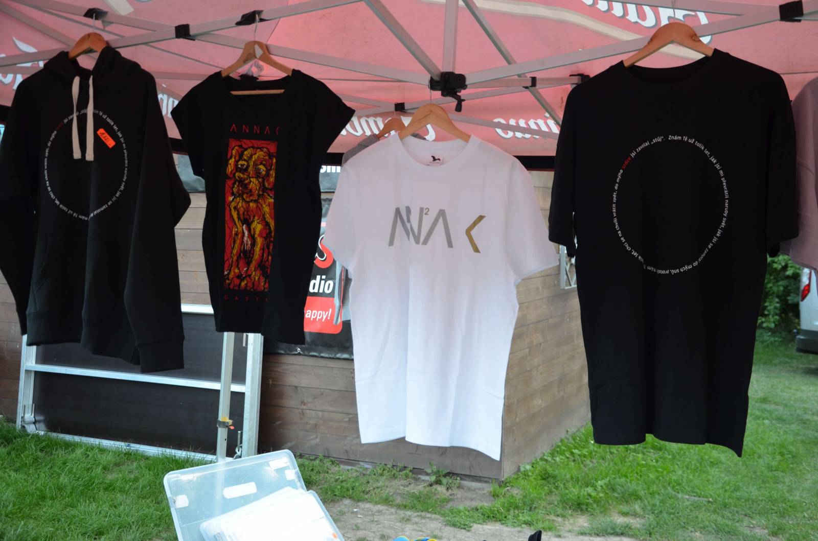 Anna K. hrála ve Valečově při západu slunce, Stromboli předvedli svou genialitu