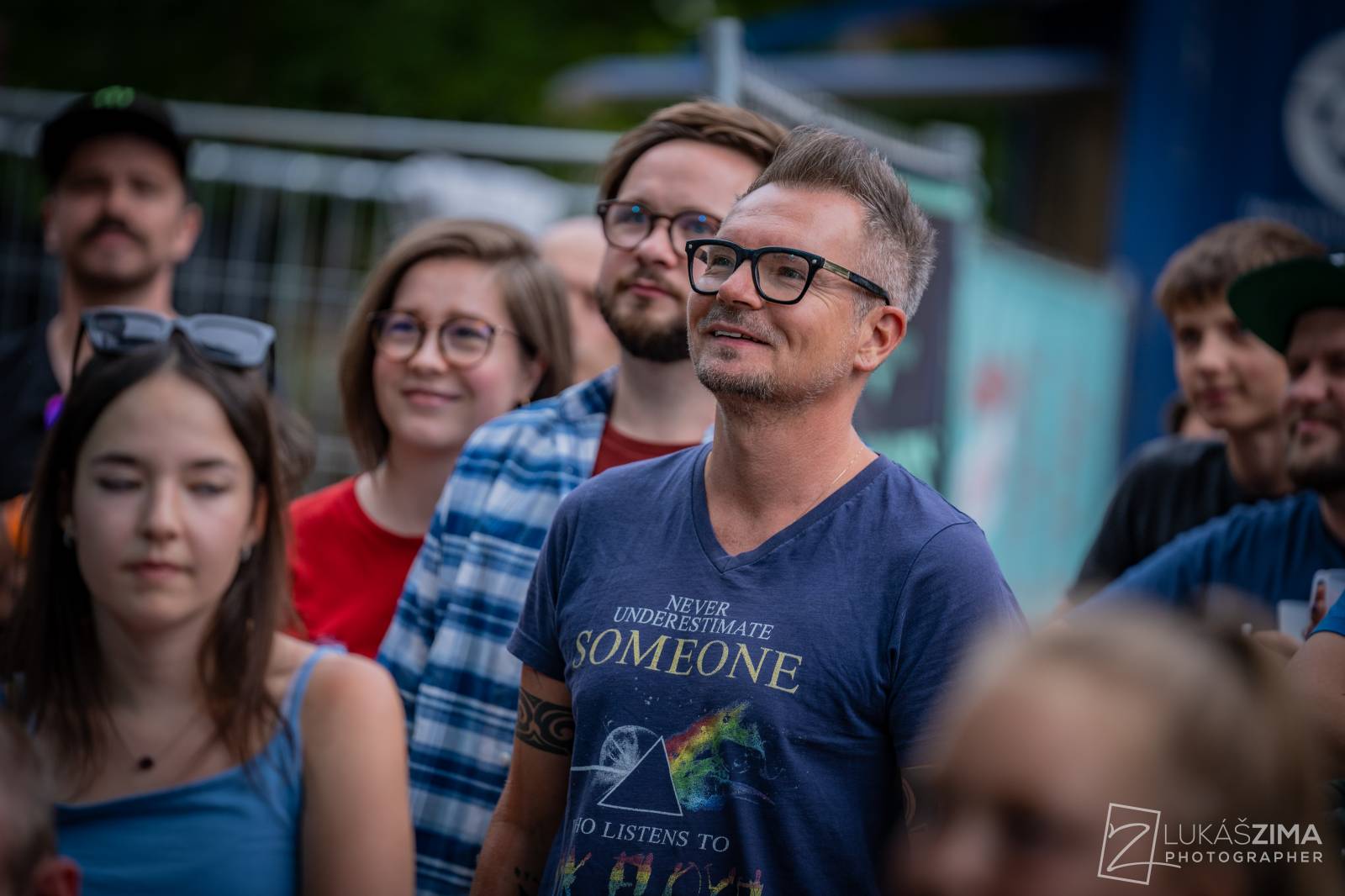 Pogující dav i křest Kusů radosti. Vypsaná fiXa si koncert v Ledárnách užila naplno