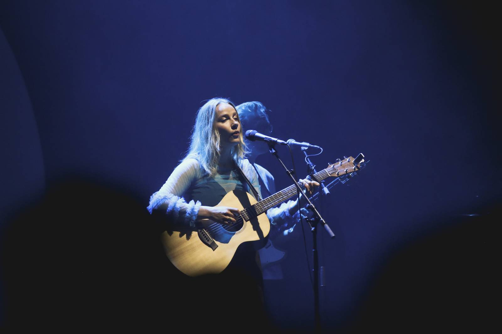 Éterická Aurora si podmanila vyprodané Forum Karlín