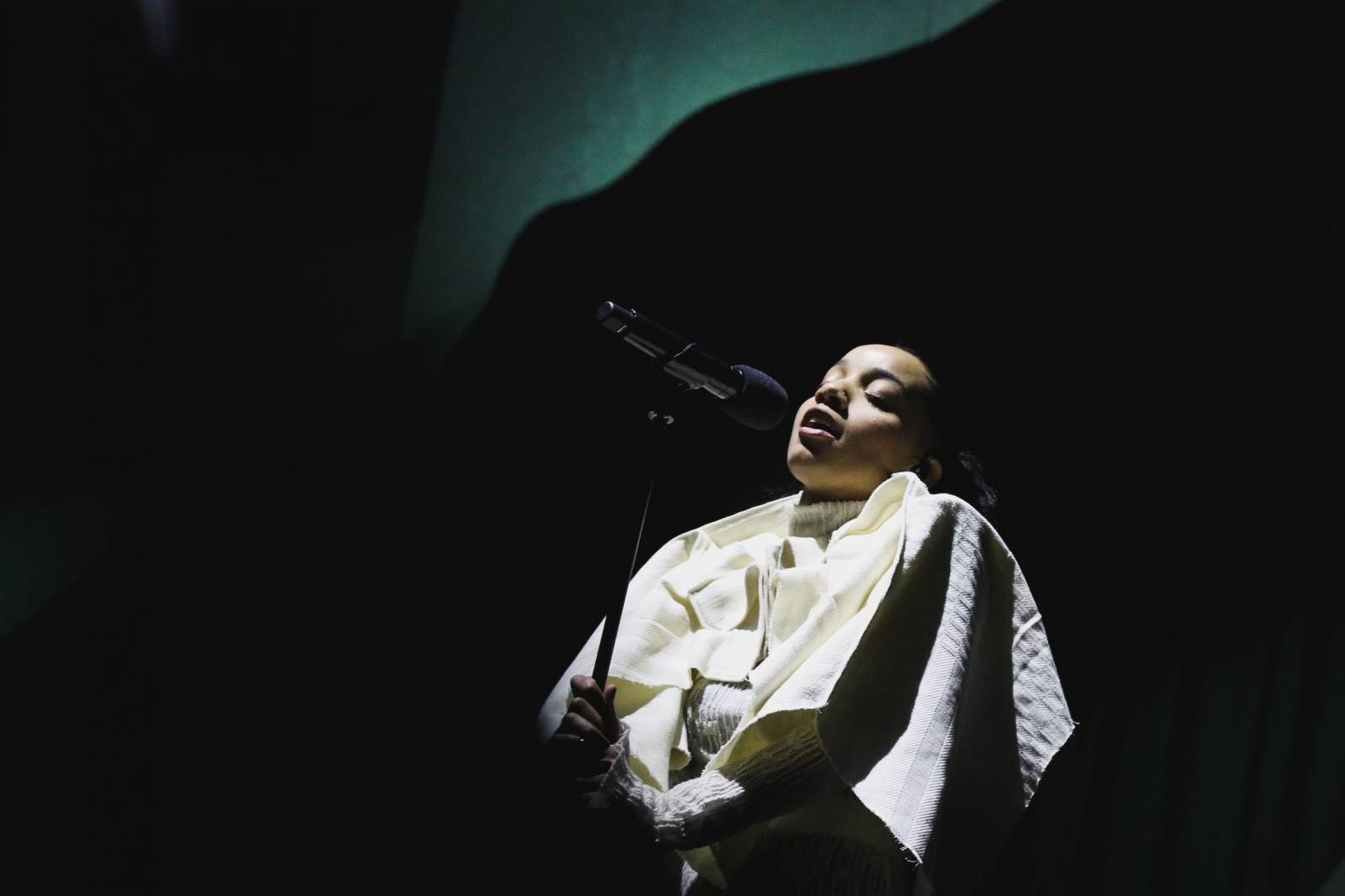 Éterická Aurora si podmanila vyprodané Forum Karlín