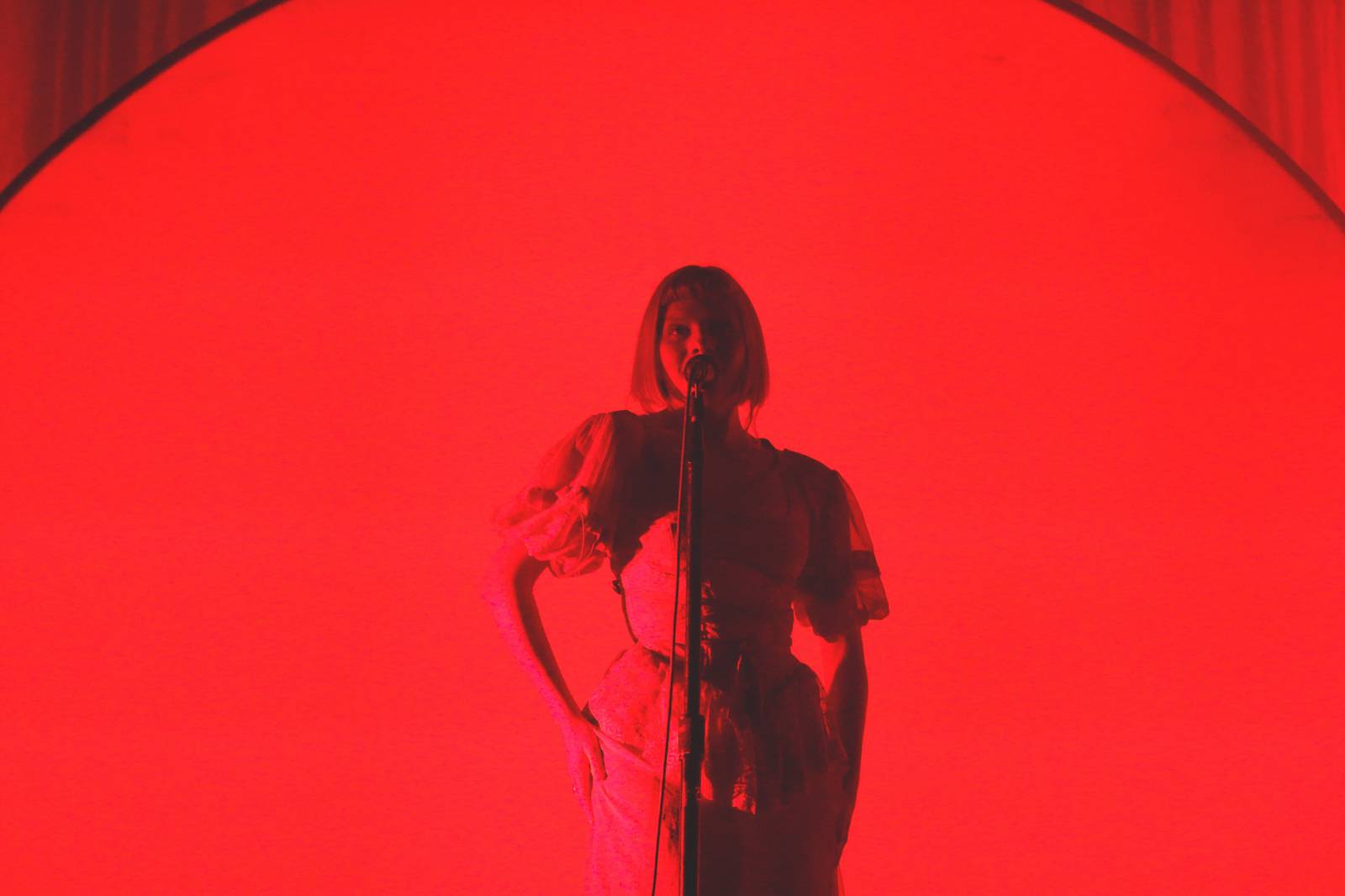 Éterická Aurora si podmanila vyprodané Forum Karlín