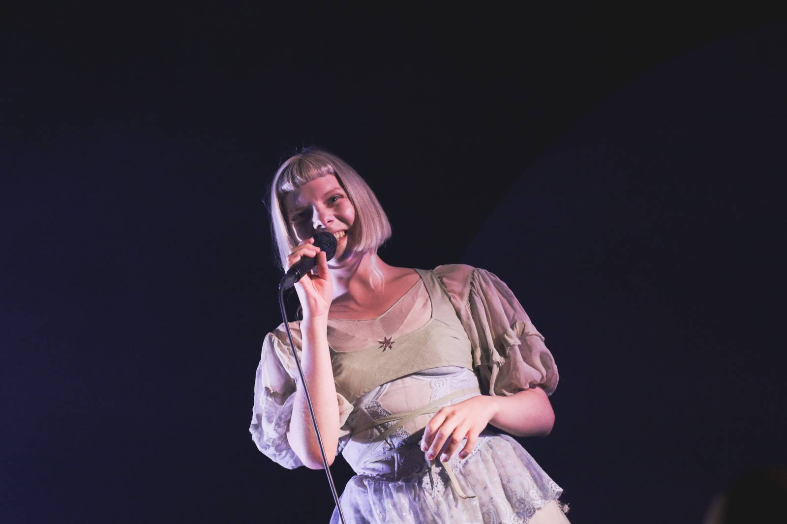 Éterická Aurora si podmanila vyprodané Forum Karlín