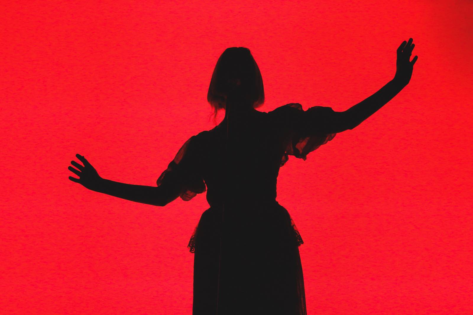 Éterická Aurora si podmanila vyprodané Forum Karlín