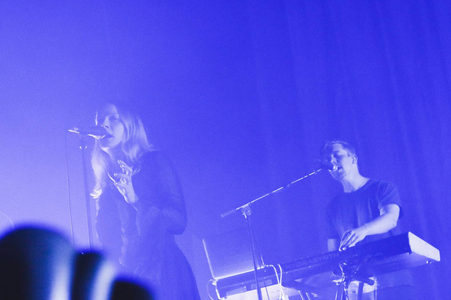 Éterická Aurora si podmanila vyprodané Forum Karlín