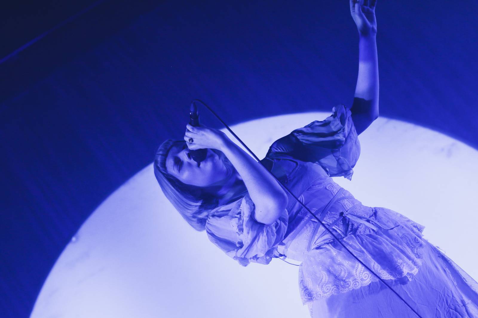 Éterická Aurora si podmanila vyprodané Forum Karlín