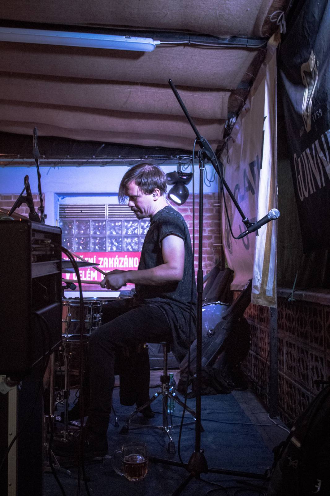 Mucha rozjela v Plzni energickou show