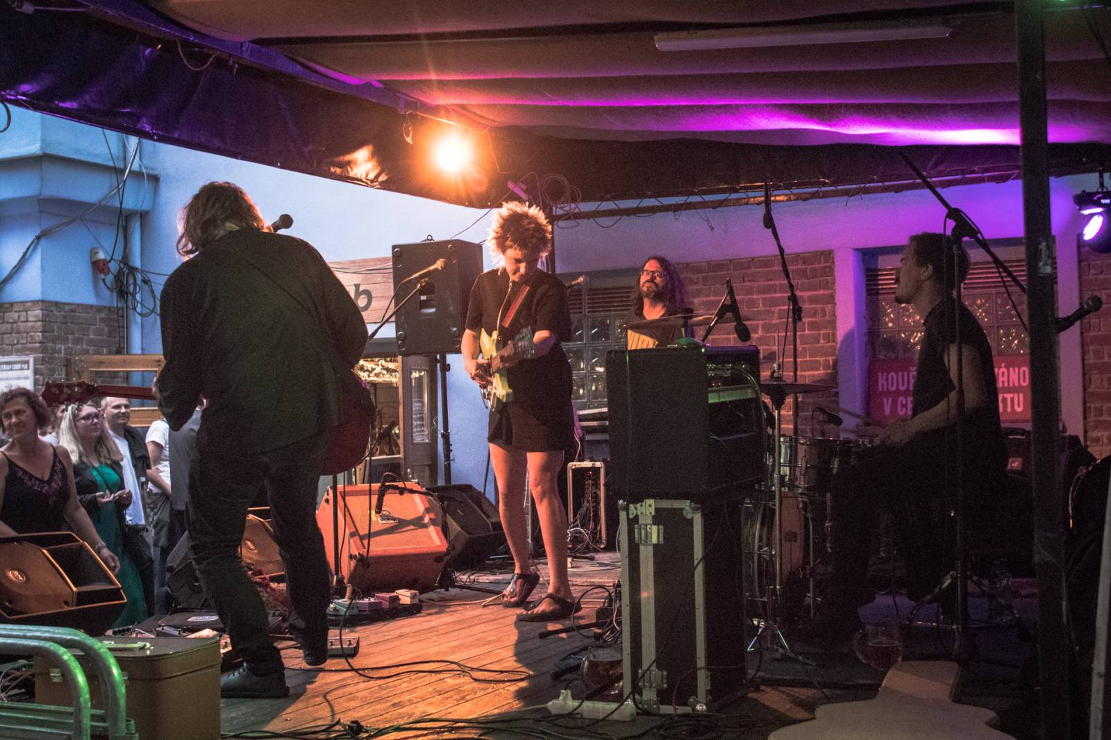 Mucha rozjela v Plzni energickou show