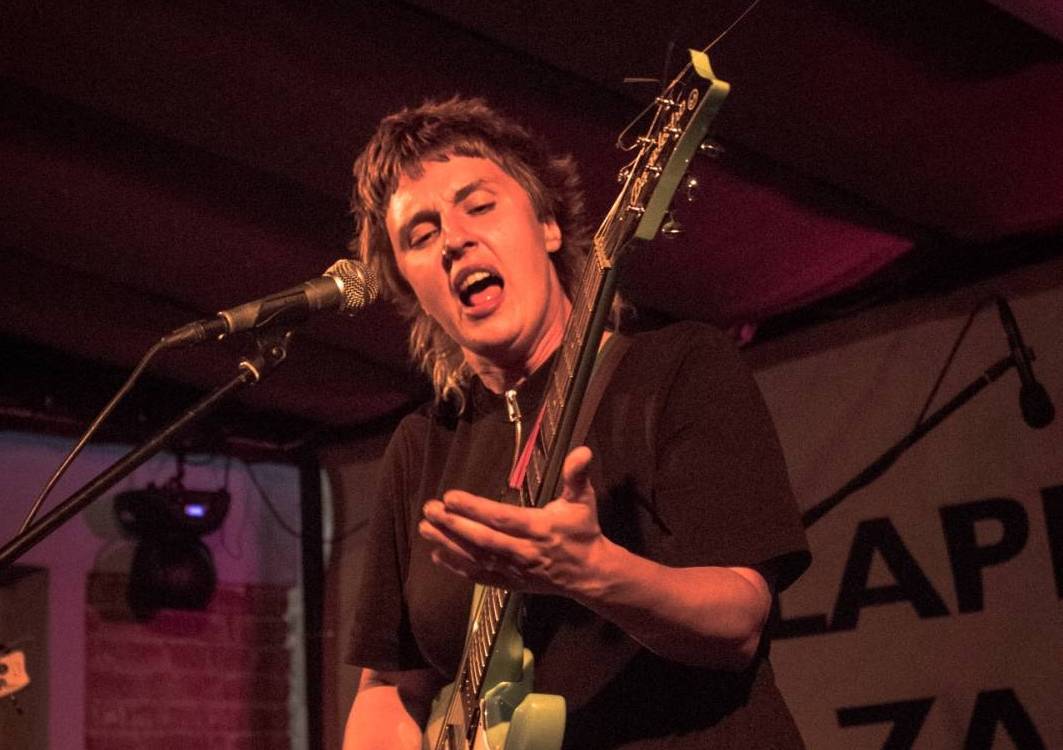 Mucha rozjela v Plzni energickou show