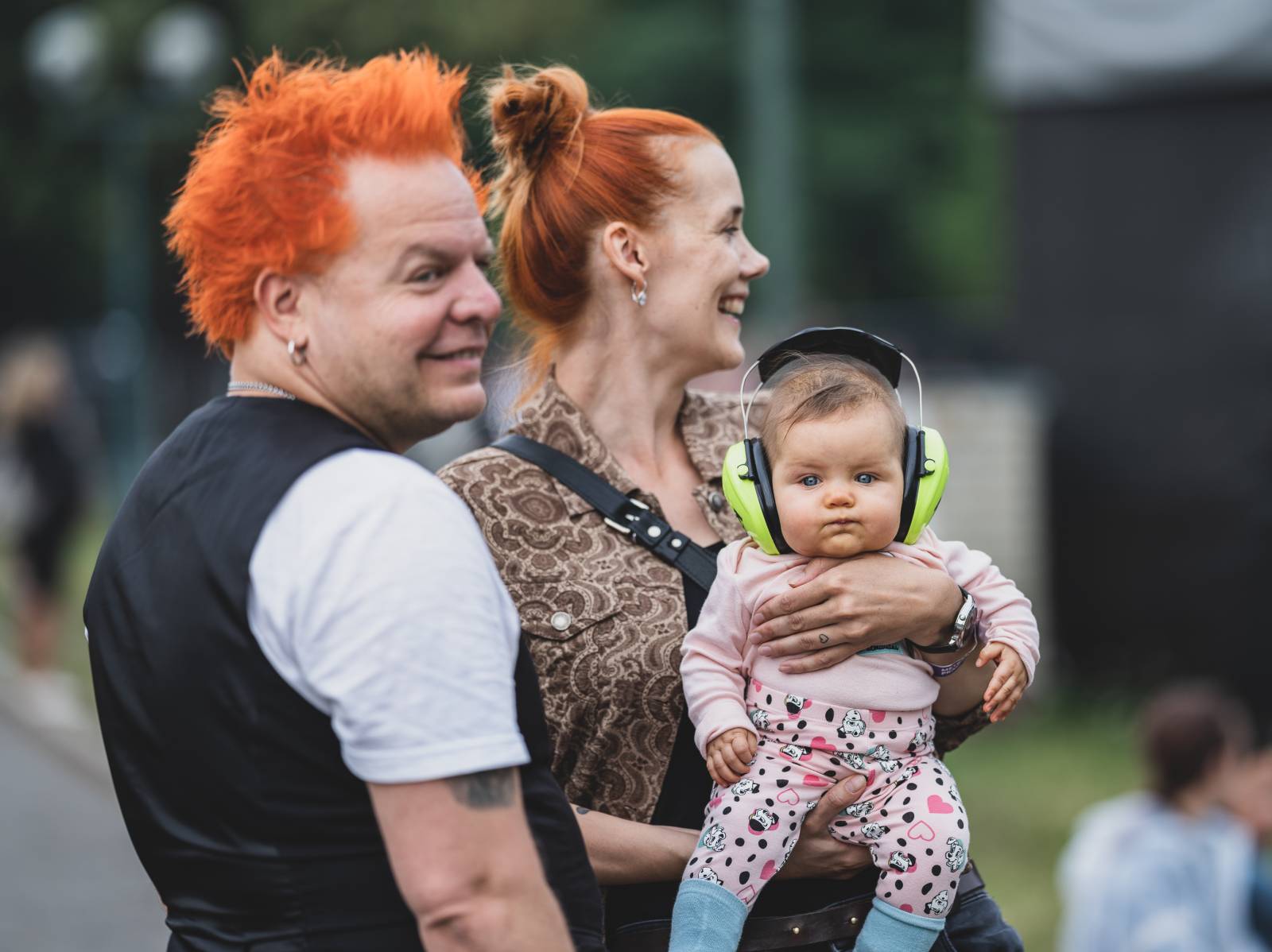 Ani déšť Metronome Prague nezastavil. Hvězdou večera byl Beck, vystoupili také Tata Bojs nebo Marpo