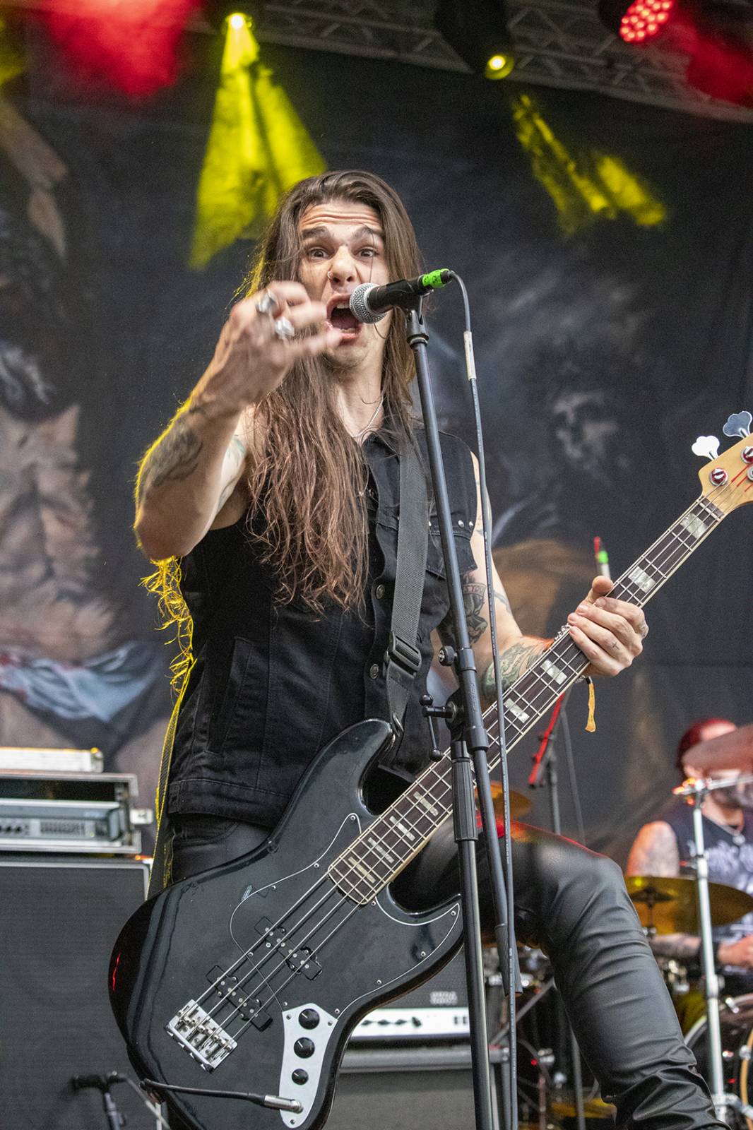 Basinfirefest den druhý. Zářili Saxon, Rotting Christ i Hypnos nebo Hentai Corporation 