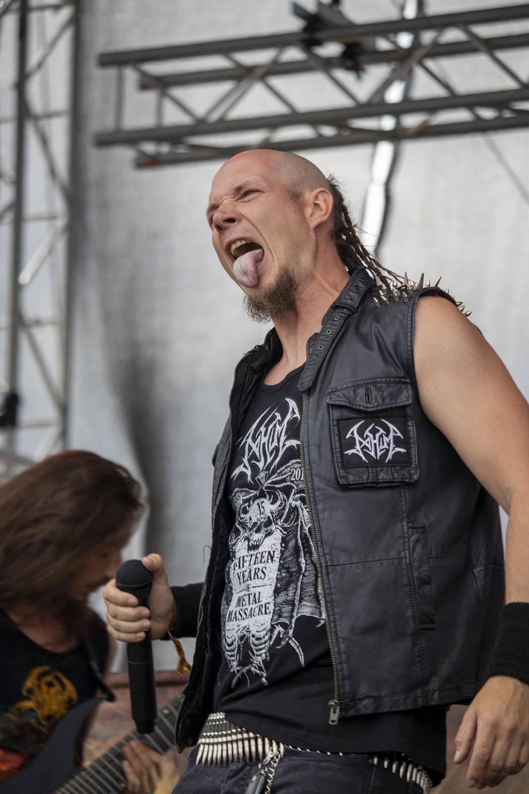 Třetí den ve Spáleném Poříčí. Basinfirefest roztančili Čad, Tublatanka, Infected Rain nebo Gutalax